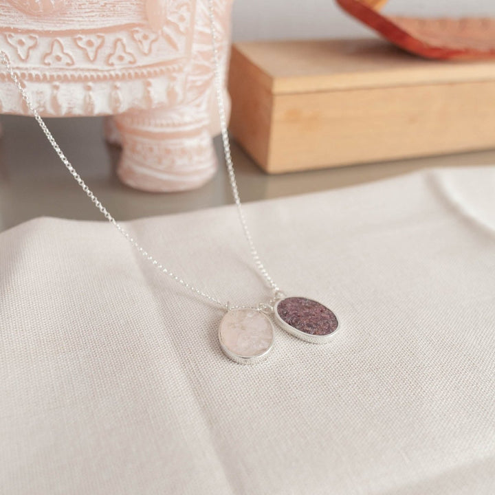  - Amuleto Andar com Fé - quartzo rosa + granada - Ateliê Camila Lovisaro