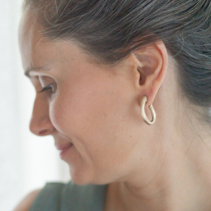  - Argola Travessia Bold - Ateliê Camila Lovisaro