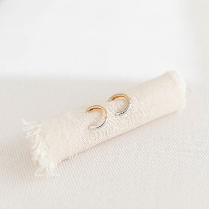 CLCB ARG AK AU/BCO - Argolinha Bicolor em ouro amarelo e branco 18k - Ateliê Camila Lovisaro
