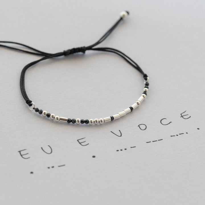  - Pulseira Decifra - me - Eu e Você - Ateliê Camila Lovisaro